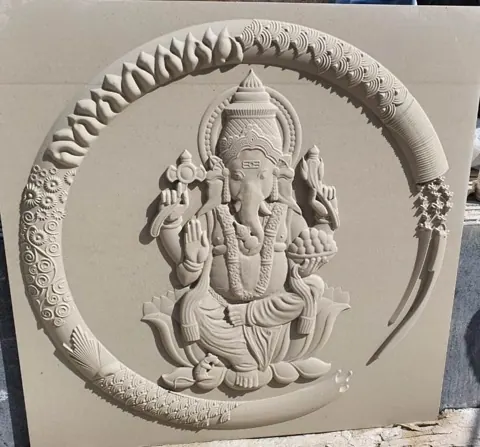 Ganesha within Circular Ornamental Frame Mural — OS-SM-078, view 1