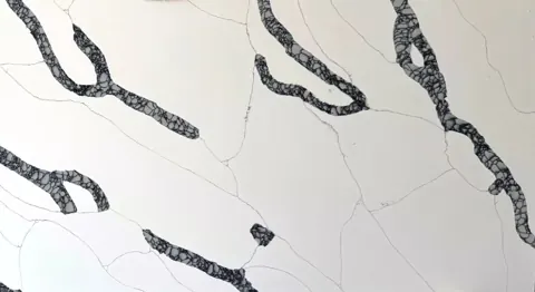 VOLCANO WHITE Quartz — OS-QC-034