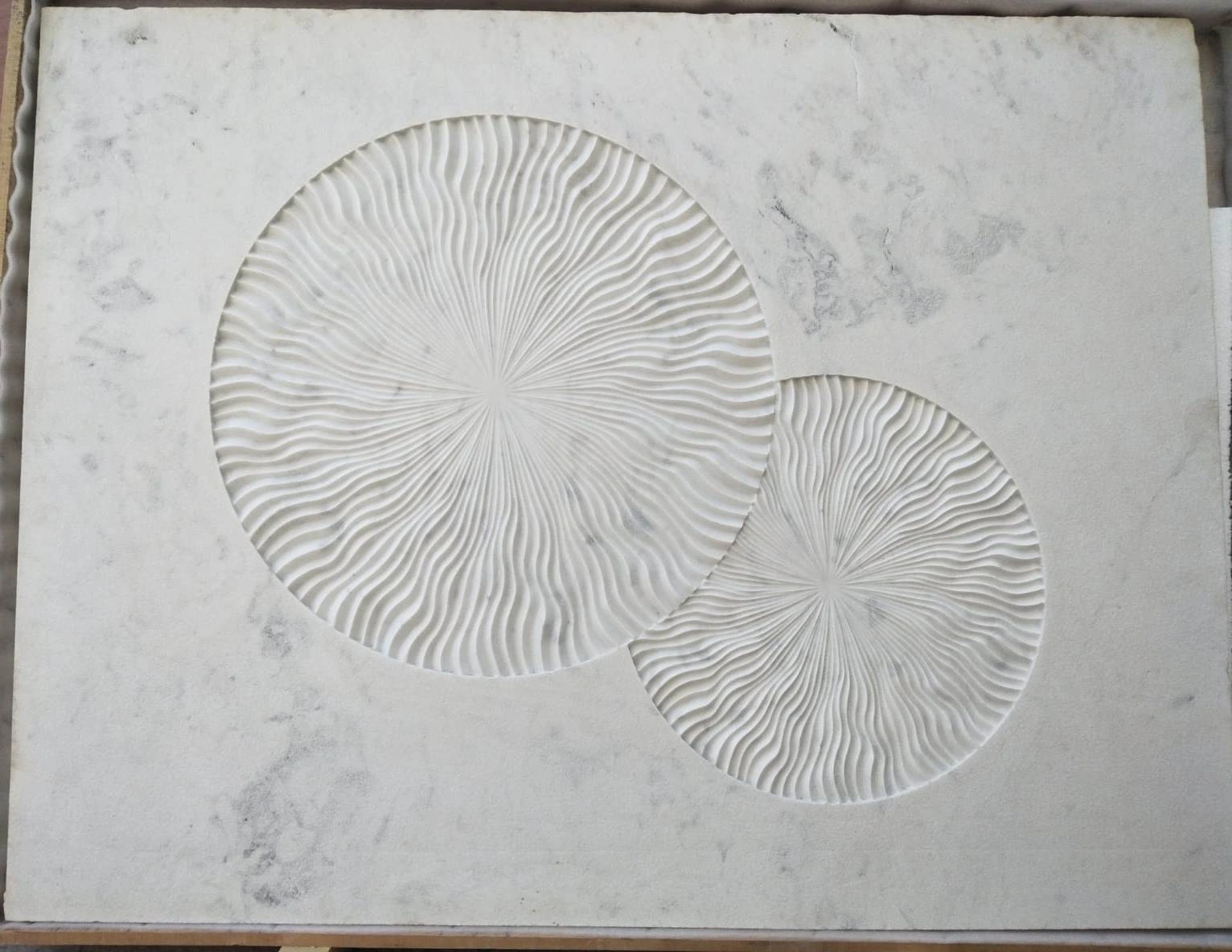 Twin Radiating Disc Stone Relief — OS-SM-102 Relief Panels